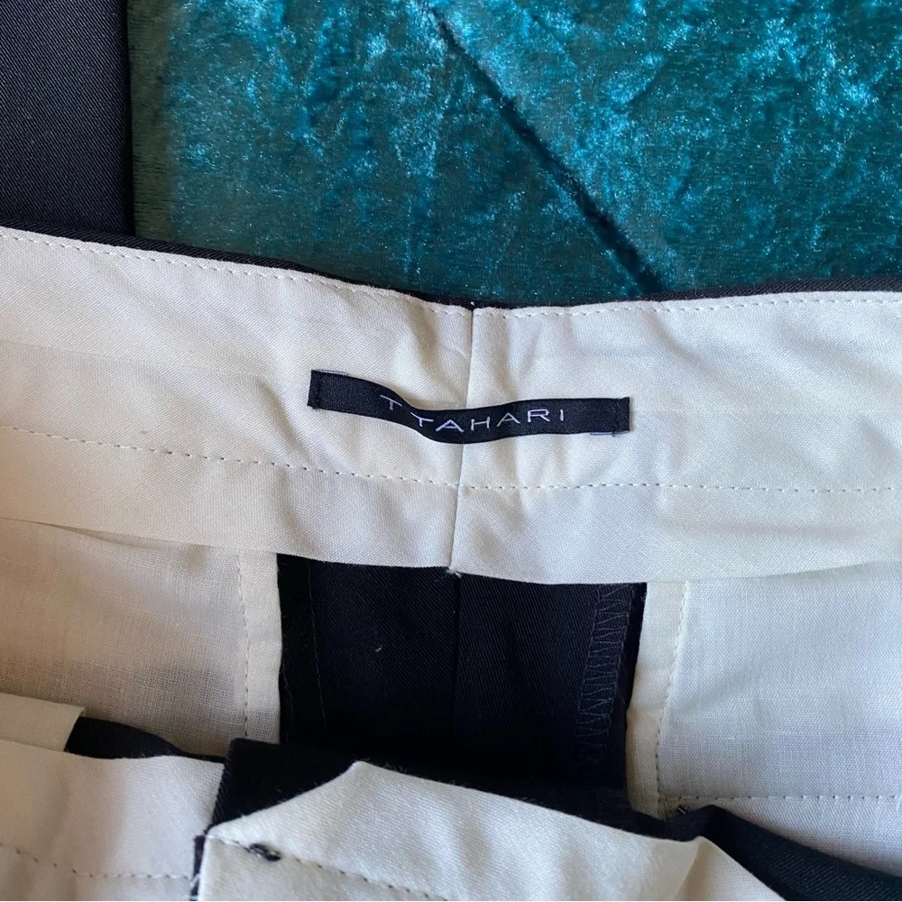 Tahari slacks NWT
